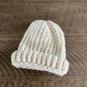 Newborn photo outfits